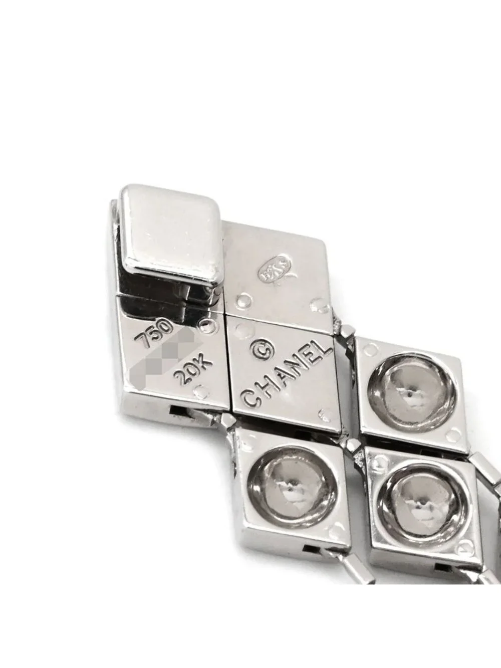 Chanel Pendant Quilted White Gold Drop Swing 18k WG 20k
